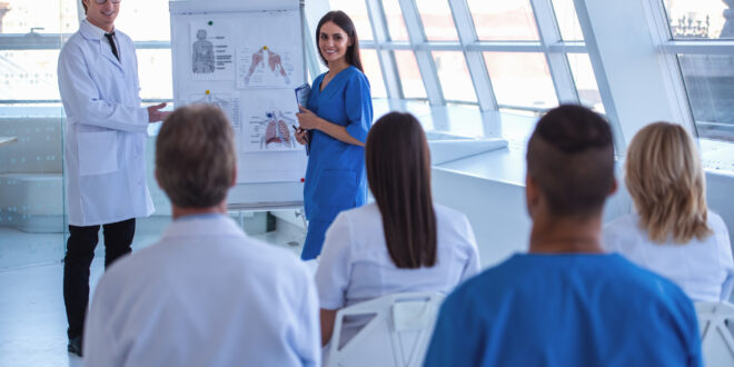 Compétences médicales renforcées par une formation DPC